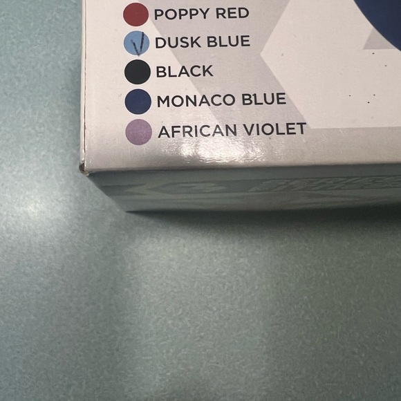 Workout Equipment Bundle: plank board, balancing disc and 26” fitness ball - Picture 9 of 11